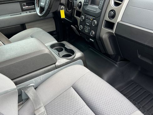 Used 2013 Ford F150 XLT w/ XLT Chrome Pkg image 12