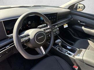 New 2026 Hyundai Tucson SE video 3