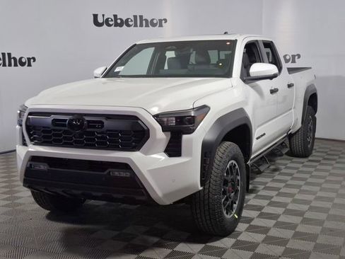 New 2026 Toyota Tacoma TRD Off-Road AWD/4WD image 3