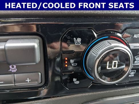 Used 2025 Chevrolet Silverado 2500 High Country w/ High Country Premium Package AWD/4WD image 6