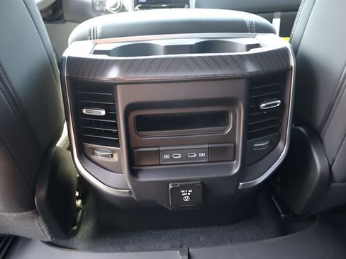 New 2026 RAM 1500 Big Horn AWD/4WD image 24