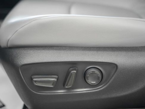 New 2026 Toyota Sienna XLE AWD/4WD image 40