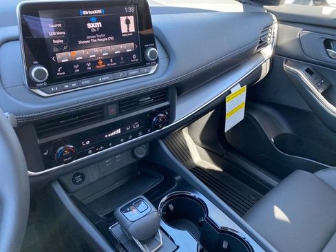 New 2026 Nissan Rogue SV image 20