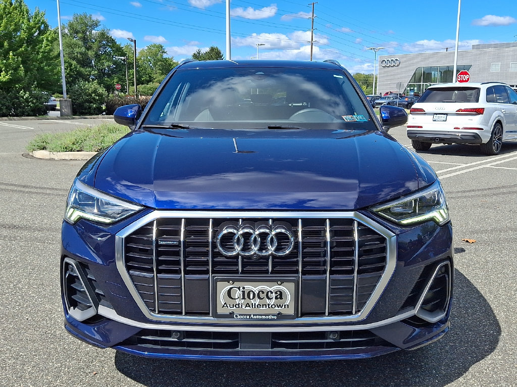 Used 2023 Audi Q3 2.0T Premium Plus w/ Premium Plus Package AWD/4WD image 5
