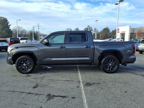 Used 2024 Toyota Tundra Platinum image 14