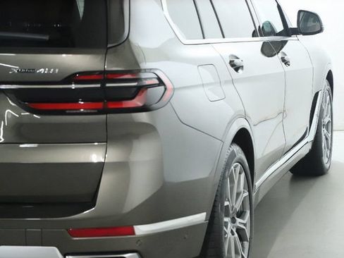 Used 2024 BMW X7 xDrive40i AWD/4WD image 50