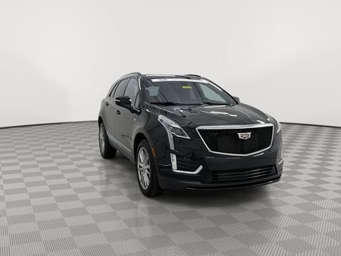 Certified 2022 Cadillac XT5 Sportv w/ LPO, Floor Liner Package AWD/4WD image 2