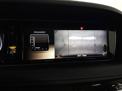 Used 2014 Mercedes-Benz S 550 Sedan w/ Sport Package Plus One image 40