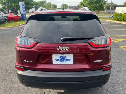 Used 2019 Jeep Cherokee Latitude Plus AWD/4WD image 14