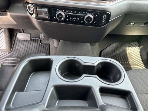 Used 2025 Chevrolet Silverado 1500 LT AWD/4WD image 32