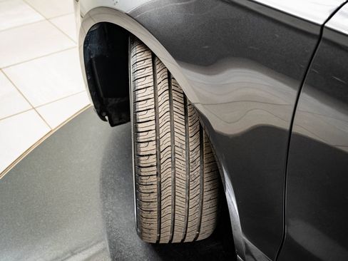 Used 2015 Ford Fusion Titanium image 38