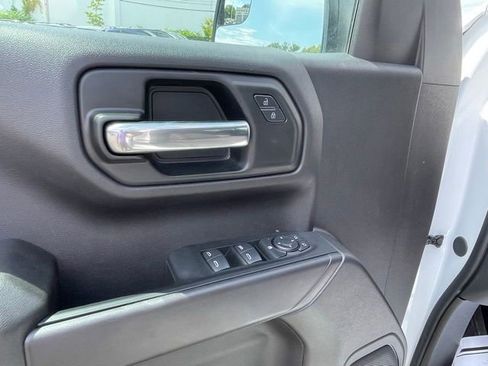 Used 2024 Chevrolet Silverado 1500 Custom Trail Boss AWD/4WD image 11