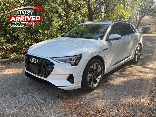 Used 2022 Audi e-tron Premium w/ Convenience Plus Package AWD/4WD image 1