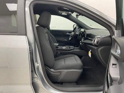 New 2026 Chevrolet Equinox LT AWD/4WD image 13