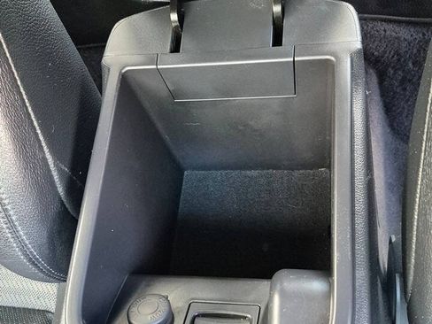 Used 2013 Hyundai Genesis 3.8 RWD image 38
