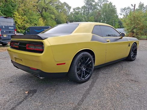 Used 2021 Dodge Challenger R/T Scat Pack w/ T/A Package image 5