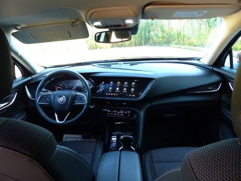 Used 2022 Buick Envision Preferred FWD image 39