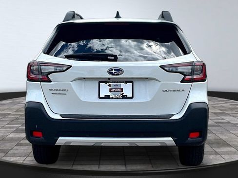 Certified 2025 Subaru Outback Limited w/ Tech Package 3 AWD/4WD image 5