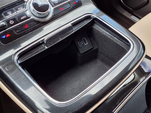 Used 2023 Lincoln Nautilus FWD w/ Premium Package image 13