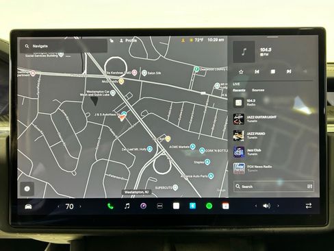 Used 2021 Tesla Model S Plaid image 23