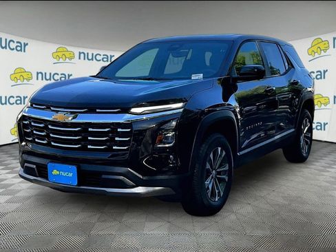 New 2026 Chevrolet Equinox LT w/ Convenience Package II AWD/4WD image 4