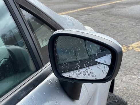 Used 2015 Ford Fiesta S image 33