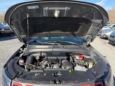 Used 2023 Jeep Compass Trailhawk w/ Trailhawk Convenience Group image 32