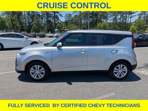 Used 2020 Kia Soul LX FWD image 9