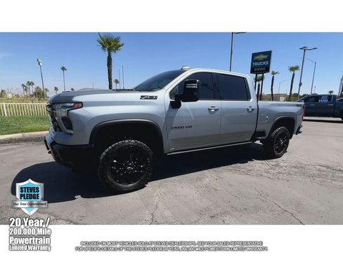 Used 2025 Chevrolet Silverado 3500 LTZ w/ LTZ Plus Package AWD/4WD image 8