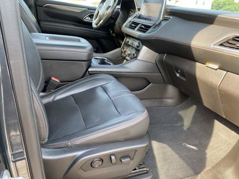 Used 2021 Chevrolet Tahoe RST w/ Luxury Package AWD/4WD image 25
