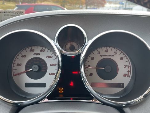 Used 2008 Pontiac Solstice Convertible w/ Premium Package image 26