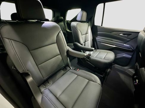 New 2026 Chevrolet Traverse LT w/ LPO, Floor Liner Package AWD/4WD image 30