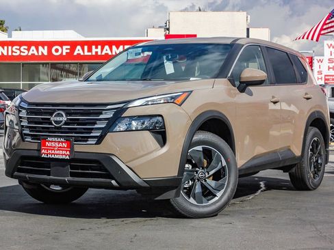 New 2025 Nissan Rogue SV image 2