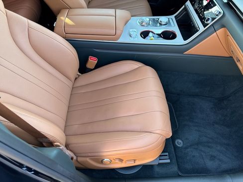 Used 2025 Genesis GV80 2.5T Advanced image 16