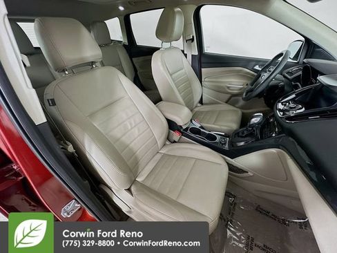 Used 2014 Ford Escape Titanium w/ Equipment Group 401A AWD/4WD image 29