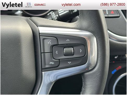 Used 2020 Chevrolet Blazer LT image 22