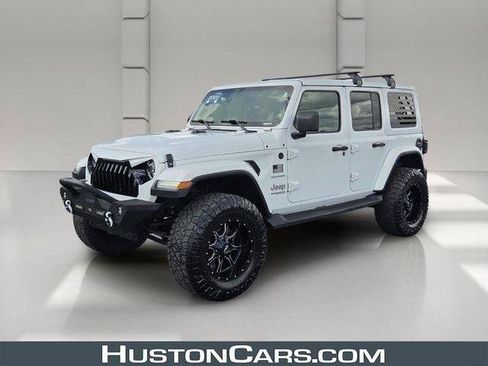 Used 2020 Jeep Wrangler Unlimited Sahara AWD/4WD image 1