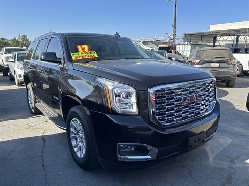 Used 2017 GMC Yukon SLE image 36