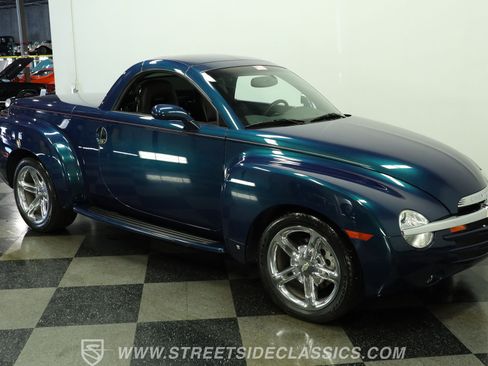 Used 2006 Chevrolet SSR w/ Preferred Equipment Group RWD image 14