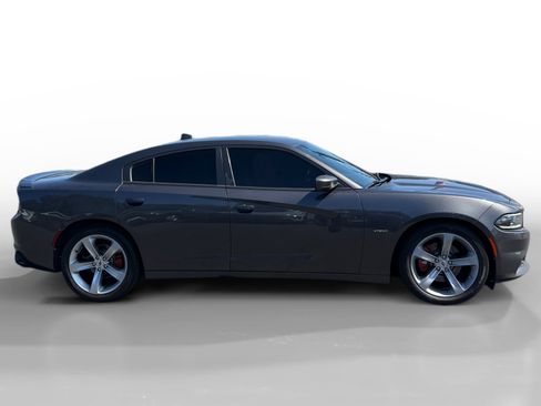 Used 2018 Dodge Charger R/T RWD image 6