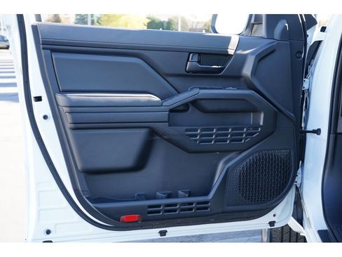 Used 2024 Toyota Tacoma SR image 14