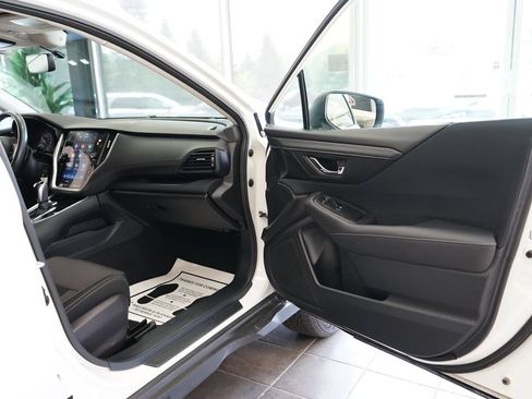 Used 2022 Subaru Outback Premium AWD/4WD image 41