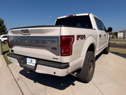 Used 2015 Ford F150 Platinum w/ Equipment Group 701A Luxury AWD/4WD image 9
