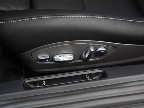 New 2025 Porsche 718 Cayman image 21