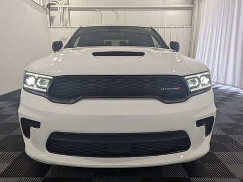 Used 2024 Dodge Durango GT image 3