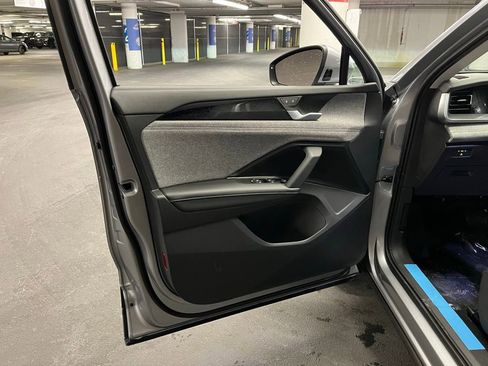 New 2026 Volkswagen Tiguan S image 19