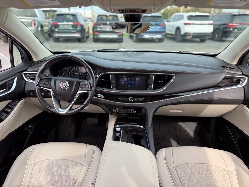 Used 2023 Buick Enclave Avenir w/ Avenir Technology Package AWD/4WD image 2