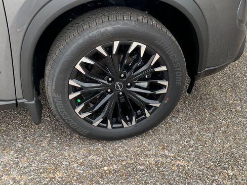 New 2026 Nissan Rogue SV image 7