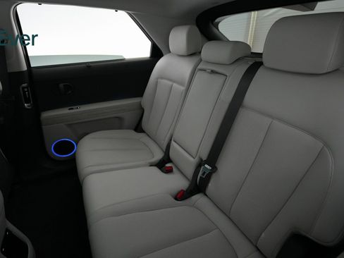 Used 2025 Hyundai Ioniq 5 Limited image 8