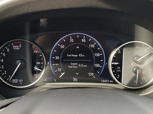 Used 2022 Buick Enclave Avenir w/ Avenir Technology Package image 32